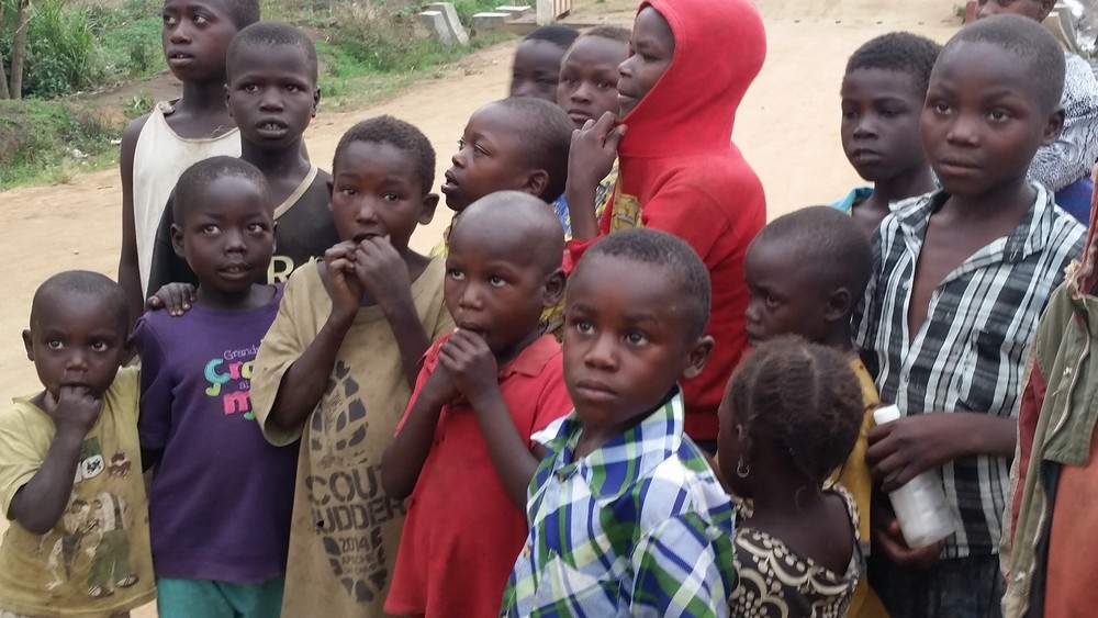 Des enfants déplacés à Bunia, innoncents, sans espoir face à pareille tragédie