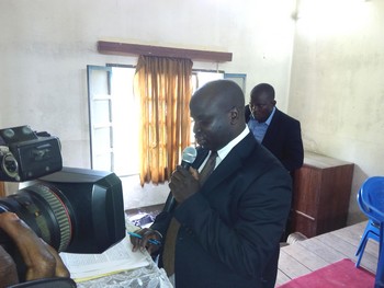 Me l'Abbé Eric Abedi lembe