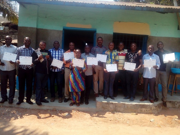 ph-famille-pe-kanga-f4e