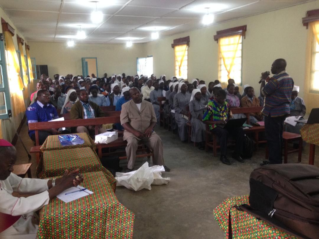 bunia-ebola-religieux-f32