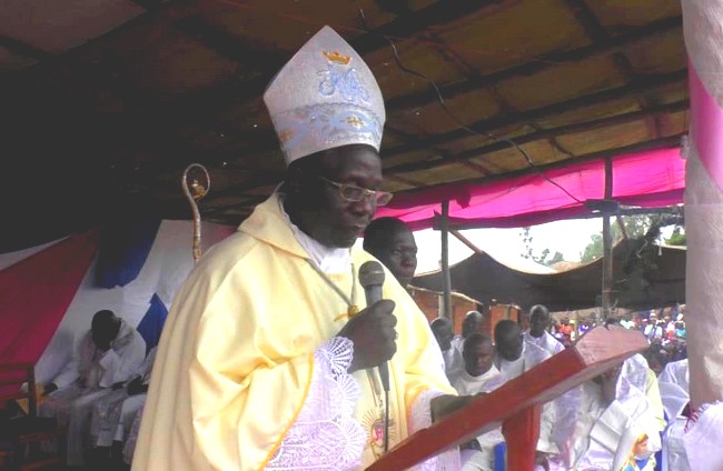 Mahagi-Mgr-rection-paroisse-be6