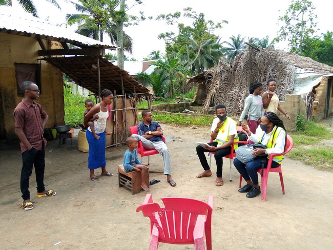 Des ASC / RECO en sensibilisation dans jun quartier de Mbandaka