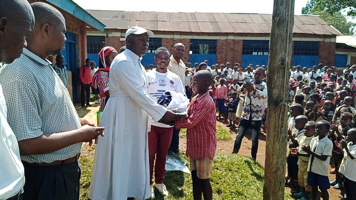 Mwenga-enfants-rcuprs-cole-478