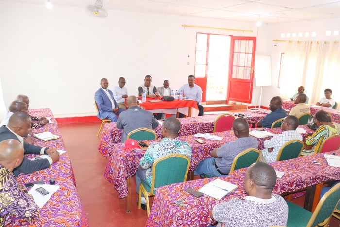 Uvira_Abb_Edouard__Uvira_salle-81a