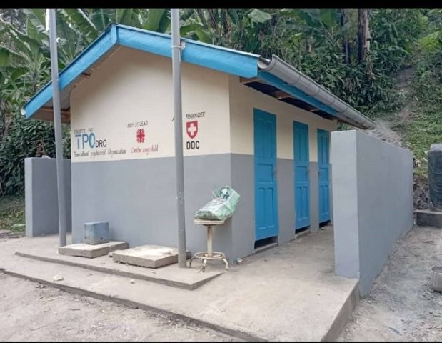 Pavillon sanitaire du CS Lushebere Pavillon sanitaire du CS Lushebere
