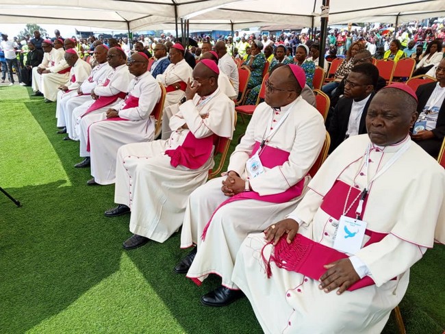 Vue des Evêques de l'ACEAC