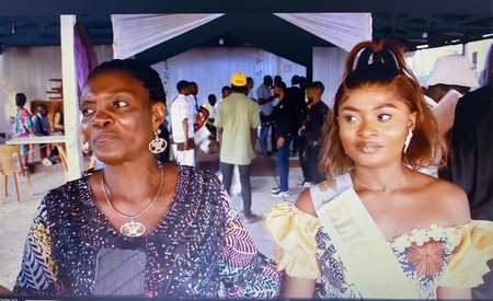 Bana Mpe Bilenge, Mme Nzinza et sa fille